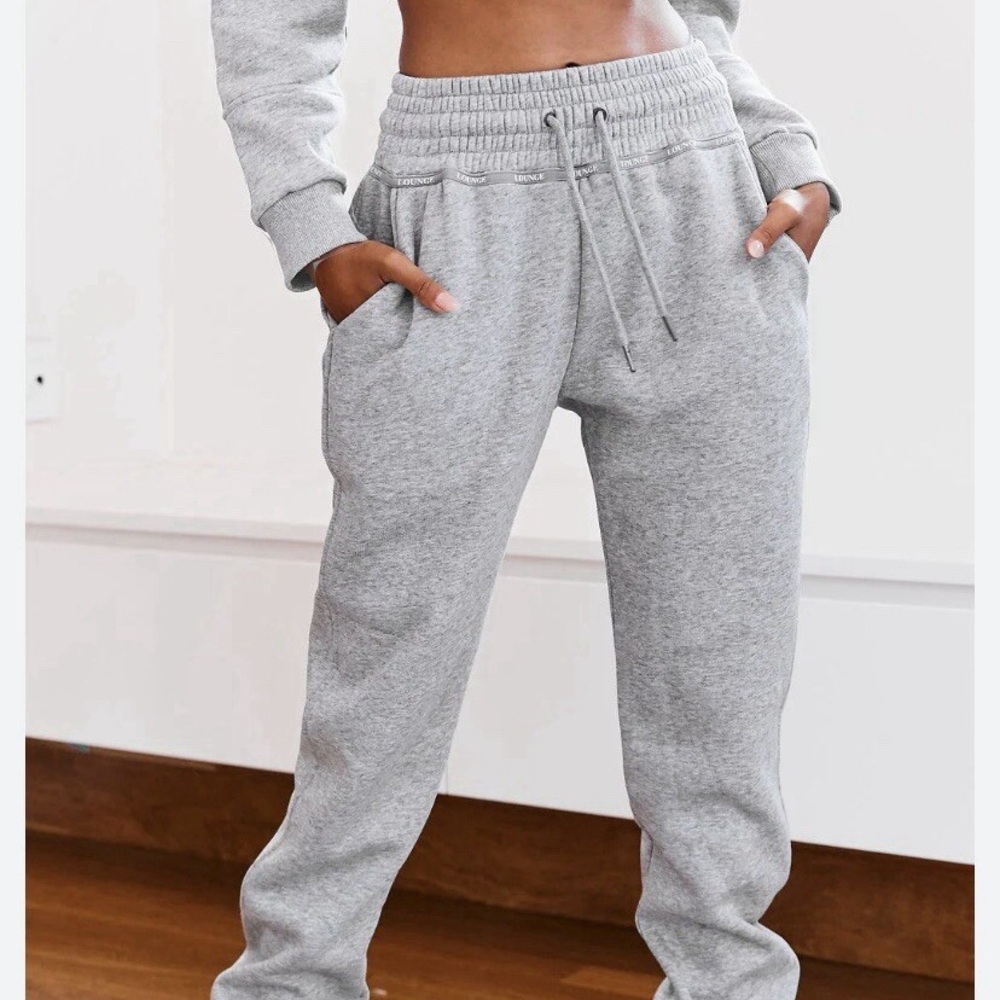 Classic Women's Heather Gray Fleece Joggers with Drawstring Waist
